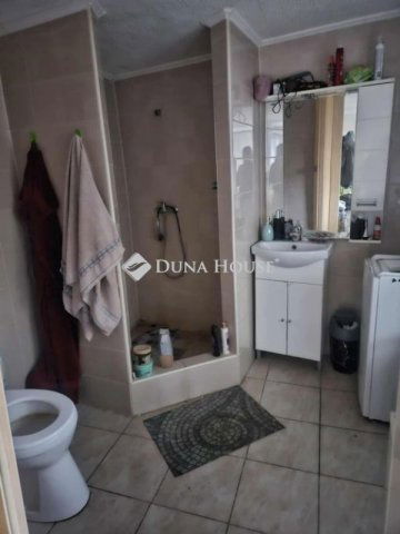 Eladó családi ház, Kiskunfélegyházán 22.141 M Ft, 2 szobás