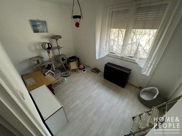 Eladó téglalakás, Szegeden 49.99 M Ft, 2 szobás