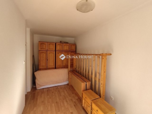 Eladó téglalakás, Tatabányán 43.99 M Ft, 2 szobás