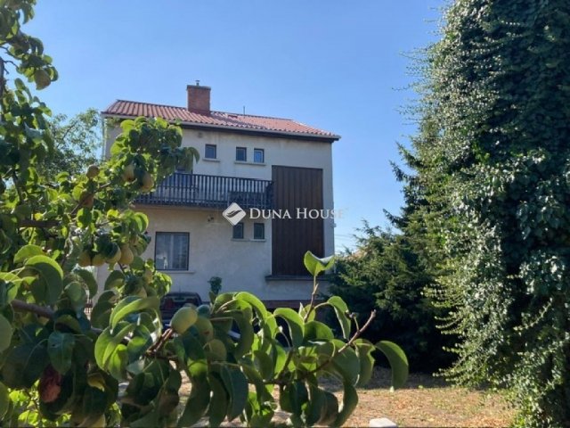 Eladó családi ház, Ceglédbercelen 105 M Ft, 3 szobás