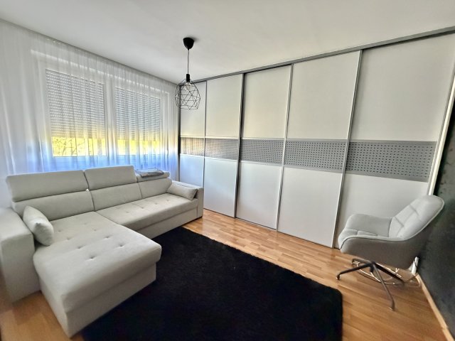 Eladó téglalakás, Nyíregyházán 41.9 M Ft, 2 szobás