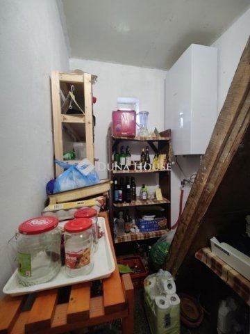 Eladó családi ház, Úrin 45.9 M Ft, 3 szobás