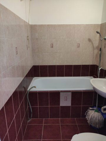 Eladó panellakás, Tatabányán 31.9 M Ft, 1+1 szobás