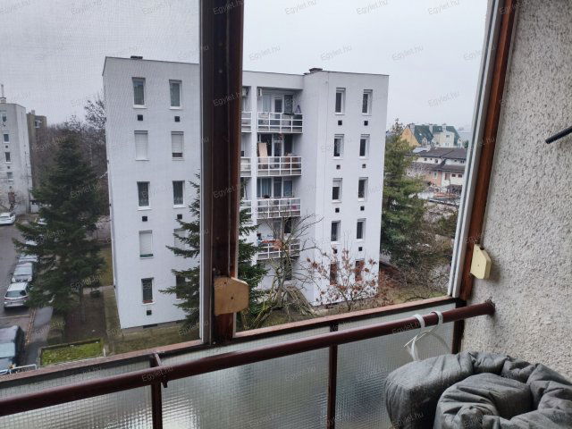 Eladó téglalakás, Budapesten, XIV. kerületben 69.9 M Ft