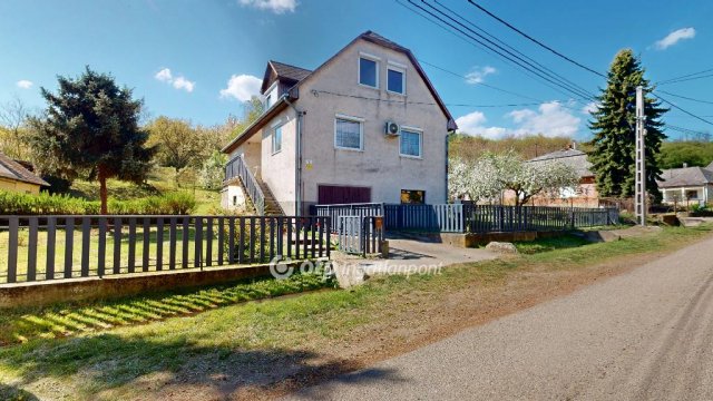 Eladó családi ház, Abaújszántón 37.5 M Ft, 4+1 szobás