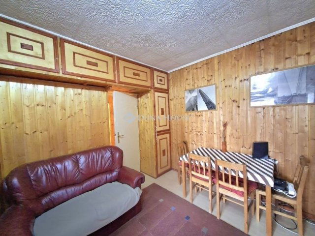 Eladó téglalakás, Székesfehérvárott 44.9 M Ft, 2 szobás