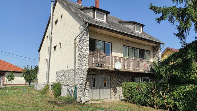 Eladó családi ház, Mezőkeresztesen, József Attila utcában