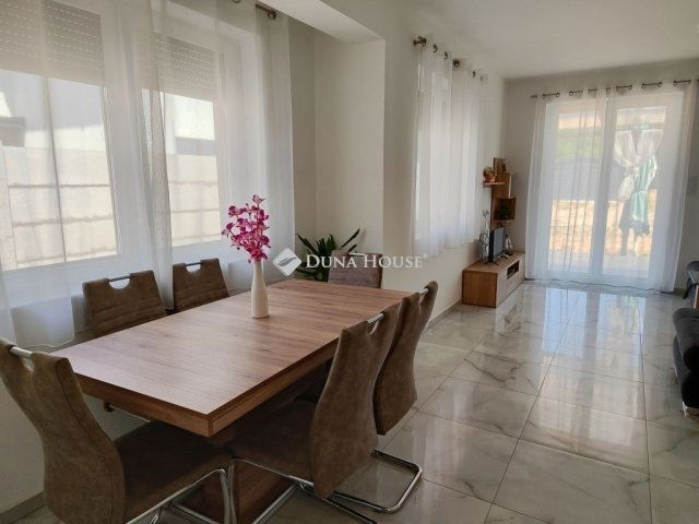 Eladó ikerház, Ócsán 97.9 M Ft, 4 szobás / költözzbe.hu