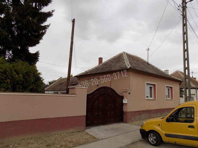 Eladó családi ház, Dákán 44.9 M Ft, 3 szobás
