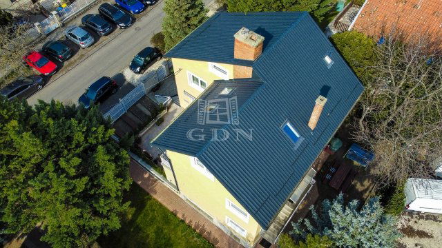 Eladó ikerház, Budapesten, XVI. kerületben 121.9 M Ft, 4 szobás