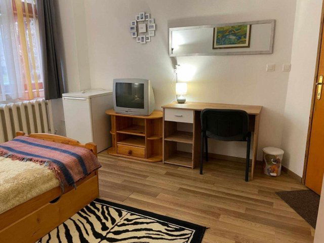 Kiadó téglalakás, albérlet, Debrecenben 90 E Ft / hó, 1 szobás