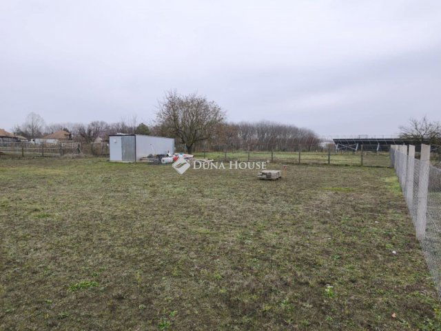 Eladó telek, Pusztavacson 8.5 M Ft / költözzbe.hu