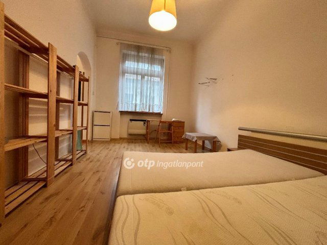 Eladó téglalakás, Budapesten, VII. kerületben 49 M Ft, 1 szobás