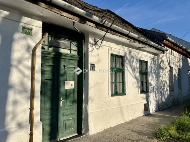 Eladó sorház, Budapesten, XV. kerületben 36.5 M Ft, 1 szobás