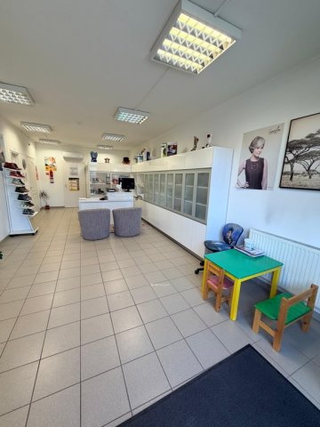 Eladó üzlethelyiség, Debrecenben 70 M Ft / költözzbe.hu