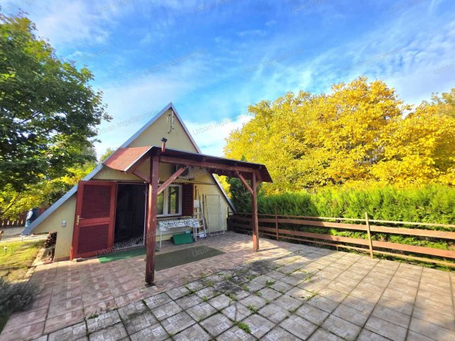 Eladó nyaraló, Tápiószentmártonon 18.9 M Ft, 2 szobás