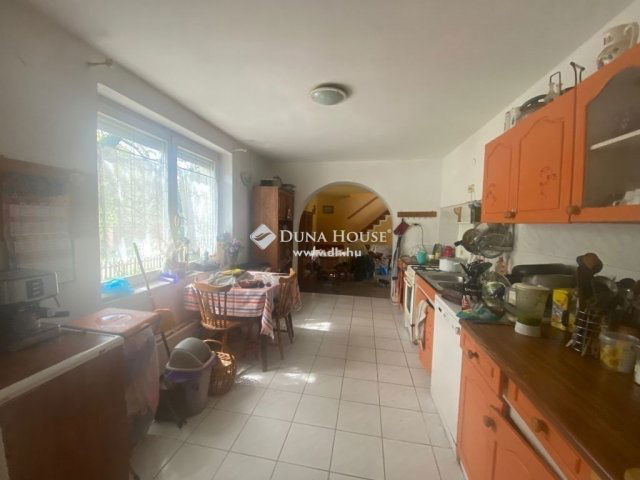 Eladó ikerház, Veresegyházon 99.7 M Ft, 6 szobás