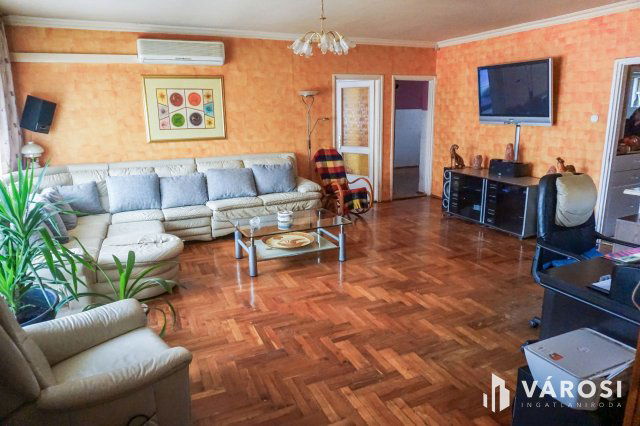 Eladó családi ház, Ürömön 138 M Ft, 4 szobás