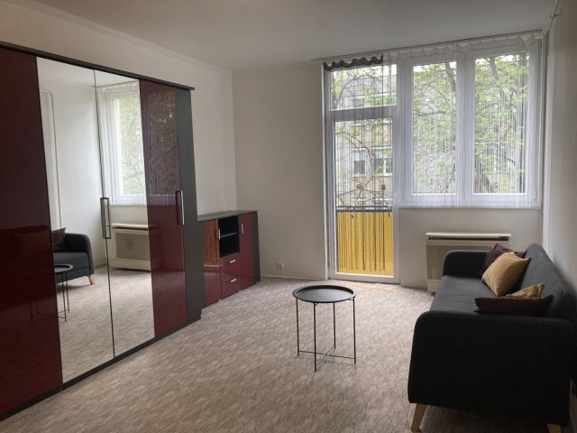 Kiadó téglalakás, albérlet, Debrecenben 290 E Ft / hó, 3 szobás