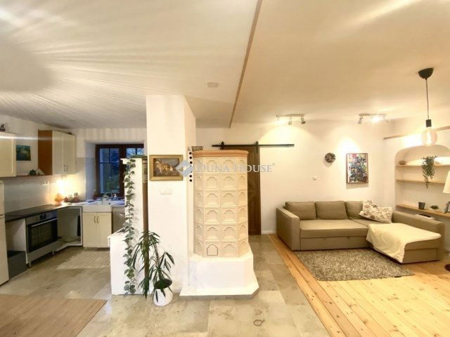 Eladó családi ház, Tahitótfalun 59.9 M Ft, 1 szobás