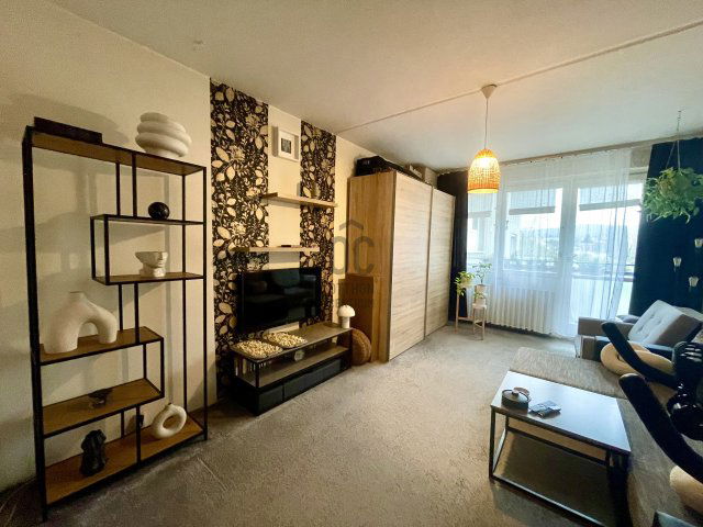 Eladó panellakás, Sopronban 43.9 M Ft, 2 szobás