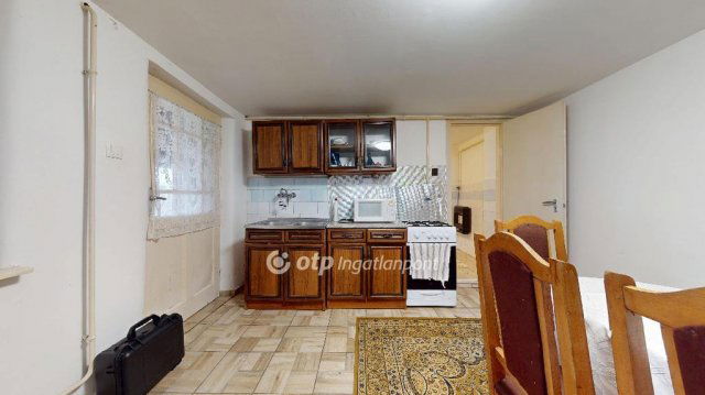 Eladó családi ház, Kölcsén 12.85 M Ft, 2 szobás