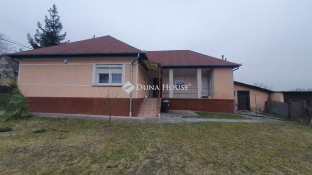 Eladó családi ház, Sülysápon 52 M Ft, 3 szobás
