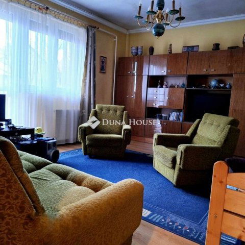 Eladó családi ház, Pátyon 65 M Ft, 3 szobás