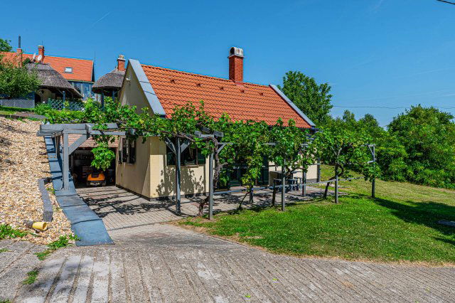 Eladó mezogazdasagi ingatlan, Zamárdiban 360 M Ft, 4+1 szobás