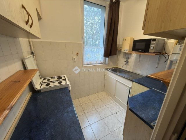 Eladó téglalakás, Budapesten, XVI. kerületben 47.5 M Ft