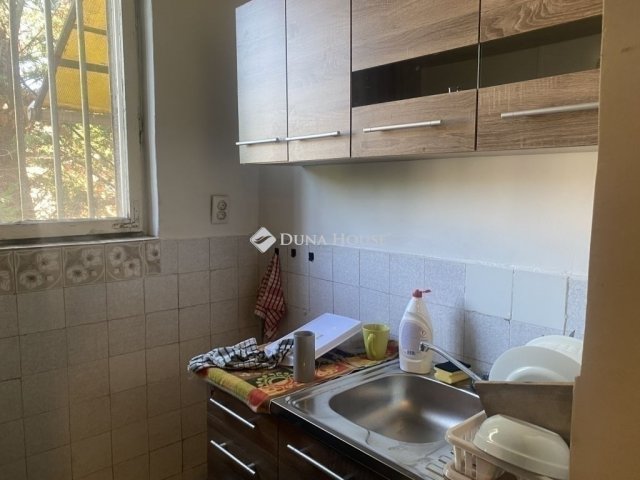 Eladó családi ház, Budapesten, XVIII. kerületben 94 M Ft