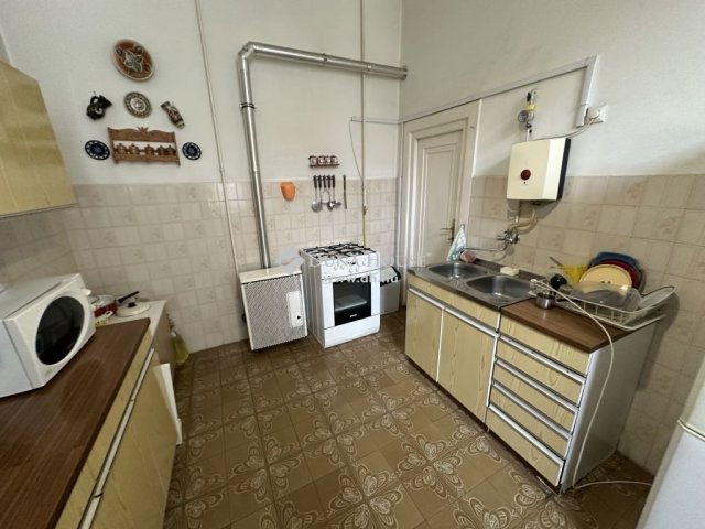 Eladó téglalakás, Budapesten, V. kerületben 175 M Ft, 4+1 szobás