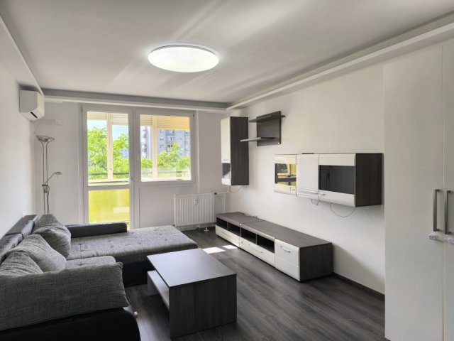 Kiadó panellakás, albérlet, Miskolcon 175 E Ft / hó, 2 szobás