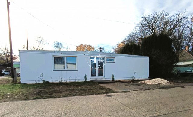 Kiadó ipari ingatlan, Szegeden, Szerb utcában 280 E Ft / hó