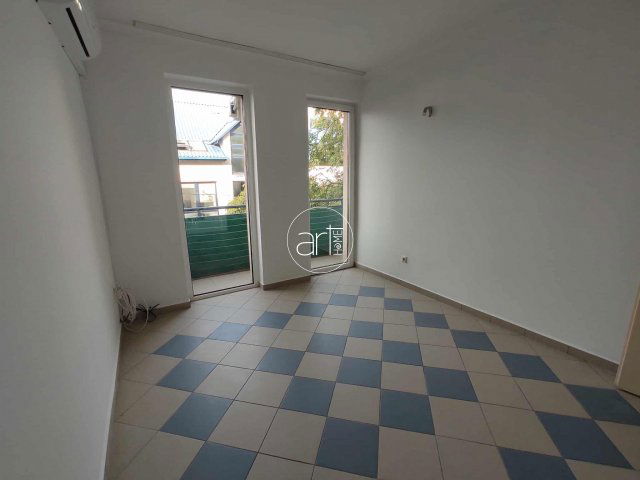 Kiadó téglalakás, albérlet, Szegeden, Árvíz utcában, 2 szobás
