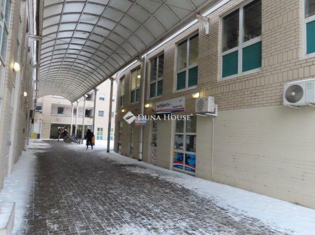 Kiadó iroda, Budapesten, IV. kerületben 140 E Ft / hó