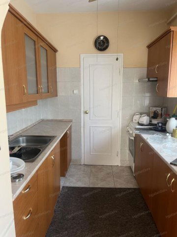 Eladó családi ház, Kecskeméten 124.9 M Ft, 5+2 szobás