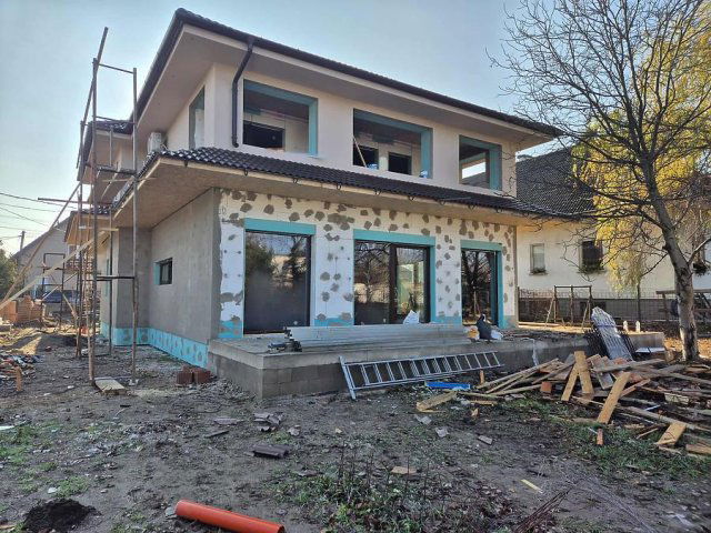 Eladó családi ház, Budapesten, XVI. kerületben 349.9 M Ft