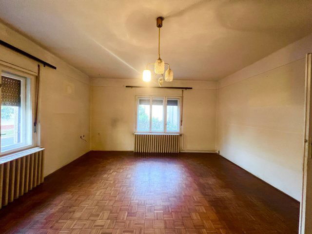 Eladó családi ház, Eleken 29.5 M Ft, 6 szobás