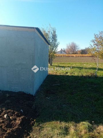 Eladó telek, Polgárdin 3.8 M Ft / költözzbe.hu