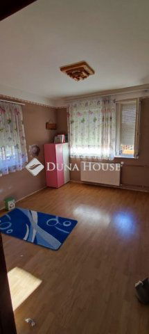 Eladó családi ház, Isaszegen 100.9 M Ft, 7 szobás