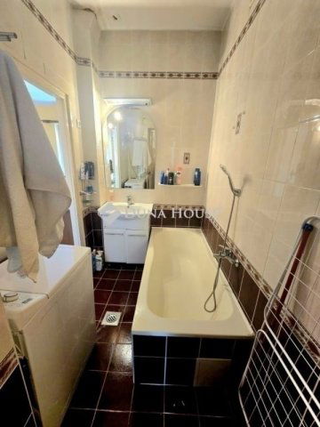 Eladó téglalakás, Pécsett 46.9 M Ft, 2 szobás