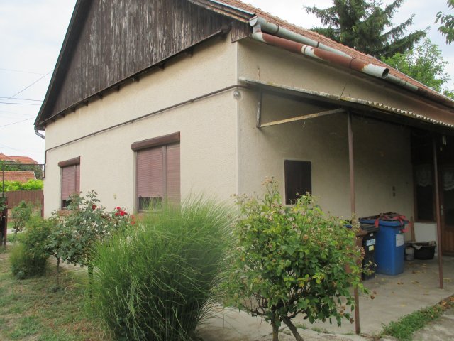Eladó családi ház, Kondoroson 14.99 M Ft, 3 szobás