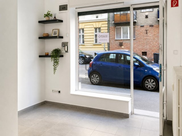 Kiadó ipari ingatlan, Budapesten, I. kerületben 220 E Ft / hó