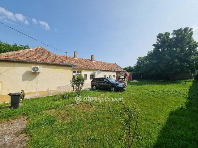 Eladó családi ház, Dabronyon 21.9 M Ft, 3 szobás