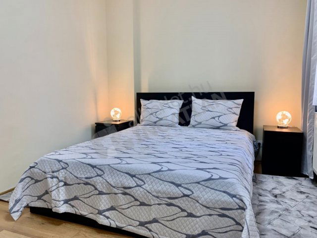 Kiadó téglalakás, albérlet, V. kerületben, József Attila utcában