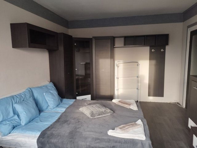 Kiadó panellakás, albérlet, Debrecenben 195 E Ft / hó, 1 szobás