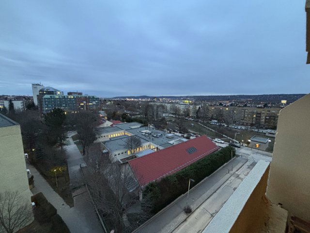 Eladó panellakás, Budaörsön 73 M Ft, 3 szobás