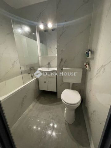 Eladó panellakás, Debrecenben 64 M Ft, 2 szobás