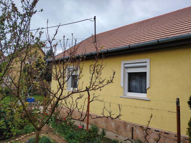 Eladó családi ház, Gödön 94.5 M Ft, 3 szobás